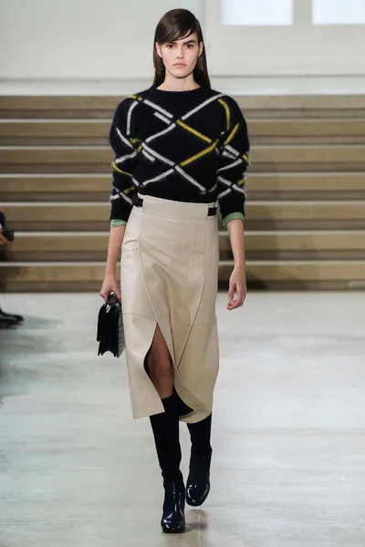 Look 34